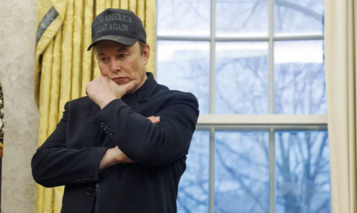 Cổ phiếu Tesla “bốc hơi” hơn 8%, Elon Musk 