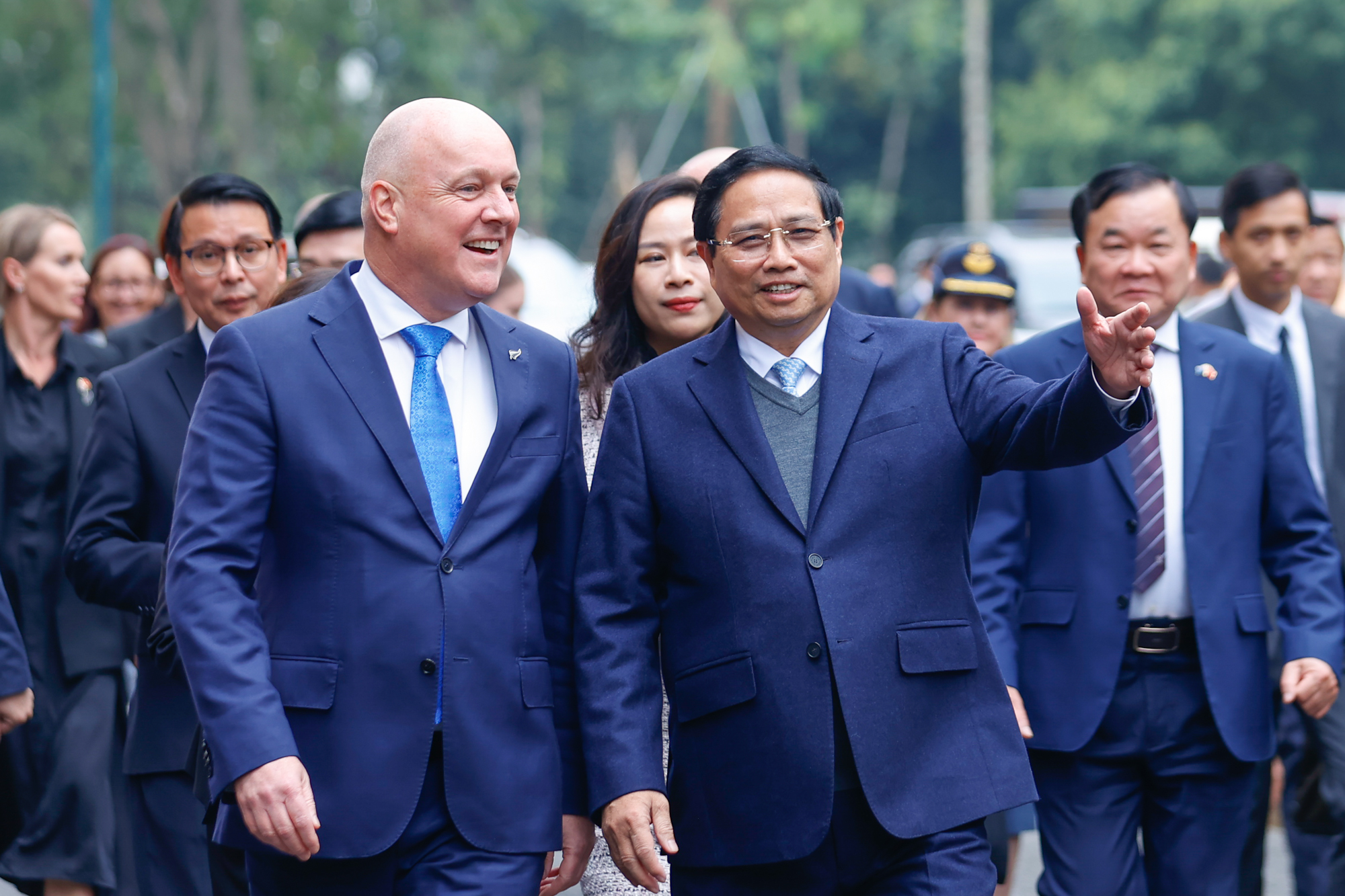 Thủ tướng Phạm Minh Chính và Thủ tướng New Zealand Christopher Luxon - Ảnh: VGP