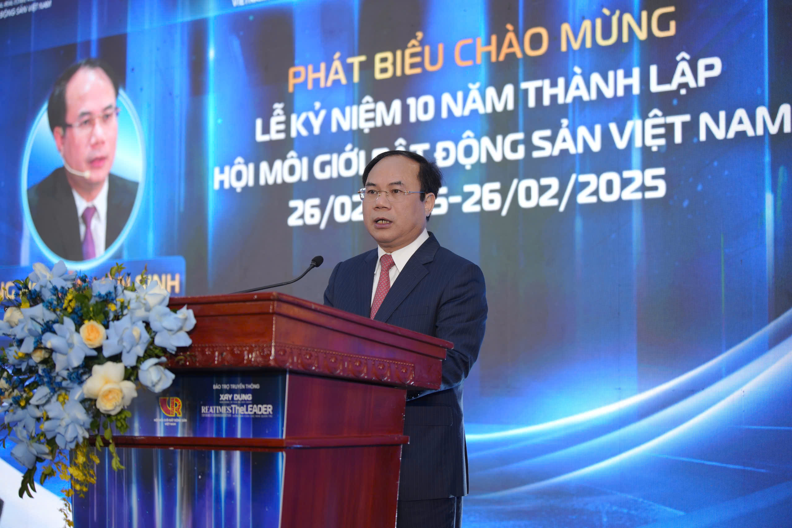Thứ trưởng Bộ Xây dựng Nguyễn Văn Sinh phát biểu tại sự kiện.