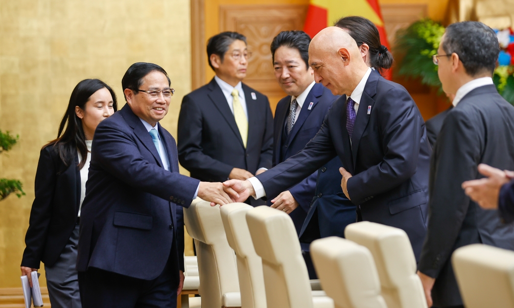 Thủ tướng Phạm Minh Chính chủ trì cuộc tọa đàm với các tập đoàn, doanh nghiệp lớn của Nhật Bản - Ảnh: VGP