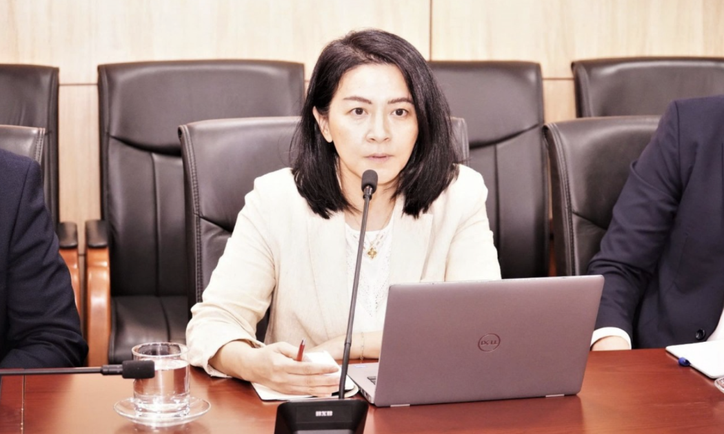 Bà Wanming Du - Giám đốc phụ trách chính sách Bộ chỉ số, khu vực châu Á – Thái Bình Dương, FTSE Russell vừa có buổi làm việc với Ủy ban Chứng khoán Nhà nước về tiến trình nâng hạng. 