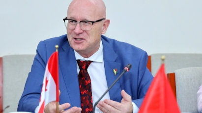 Broad-based cooperative potential