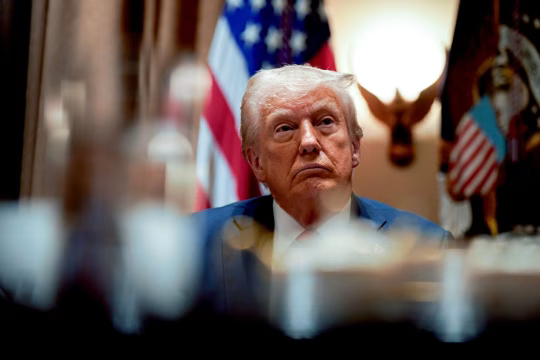 Tổng thống Mỹ Donald Trump - Ảnh: WSJ