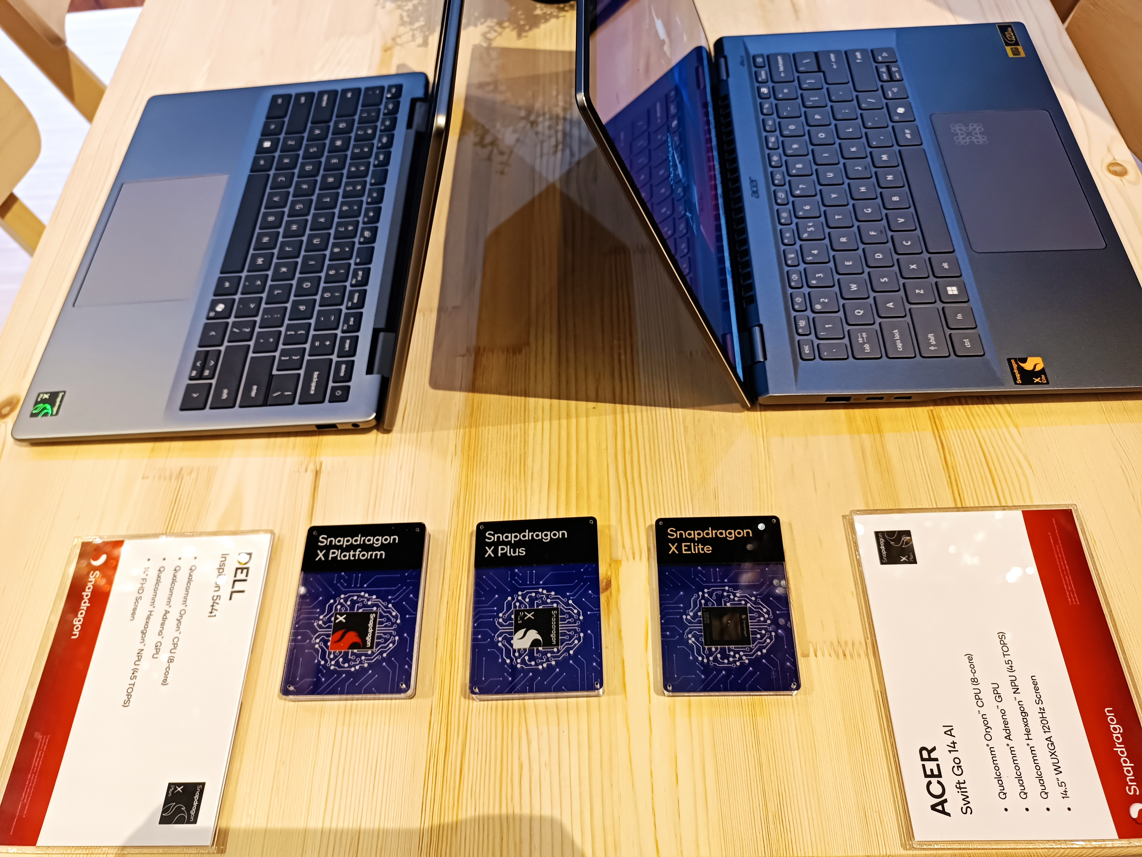 Nhiều nh&agrave; sản xuất m&aacute;y t&iacute;nh đ&atilde; giới thiệu c&aacute;c sản phẩm AI PC tr&ecirc;n thị trường