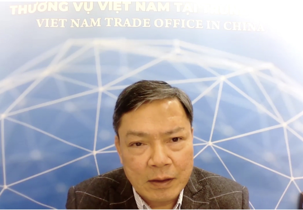 Ông Nông Đức Lai, Tham tán Thương mại Việt Nam tại Trung Quốc.