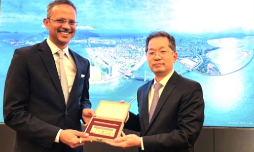 Chia sẻ kinh nghiệm về lựa chọn nhà đầu tư quản lý khai thác cảng biển và logistics  