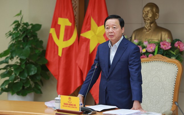 Phó Thủ tướng Trần Hồng Hà phát biểu tại cuộc họp. Ảnh: VGP