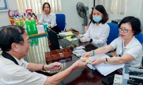 Ninh Bình chi gần 57 tỷ đồng hỗ trợ cán bộ nghỉ hưu sớm