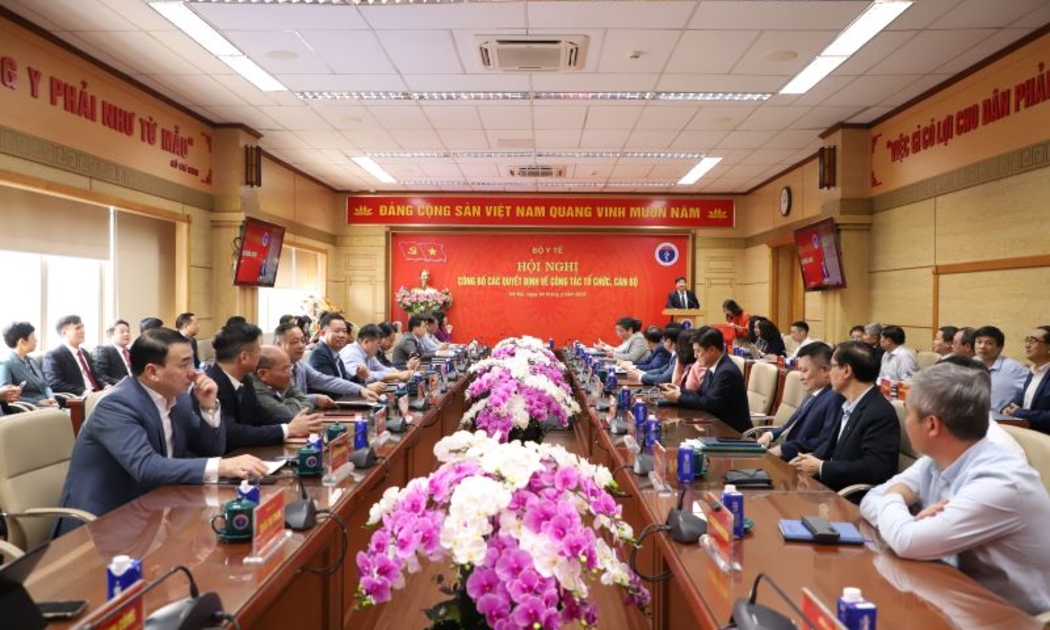 Bộ Y tế công bố các quyết định về công tác tổ chức, cán bộ. Ảnh: MOH.