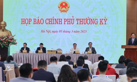 Bộ trưởng, Chủ nhiệm Văn phòng Chính phủ Trần Văn Sơn chủ trì họp báo Chính phủ thường kỳ tháng 2/2025.