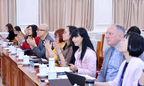 Góp ý Đề án “Từng bước đưa tiếng Anh thành ngôn ngữ thứ hai trong trường học”