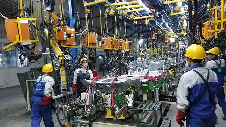 Over 10,100 firms established in February