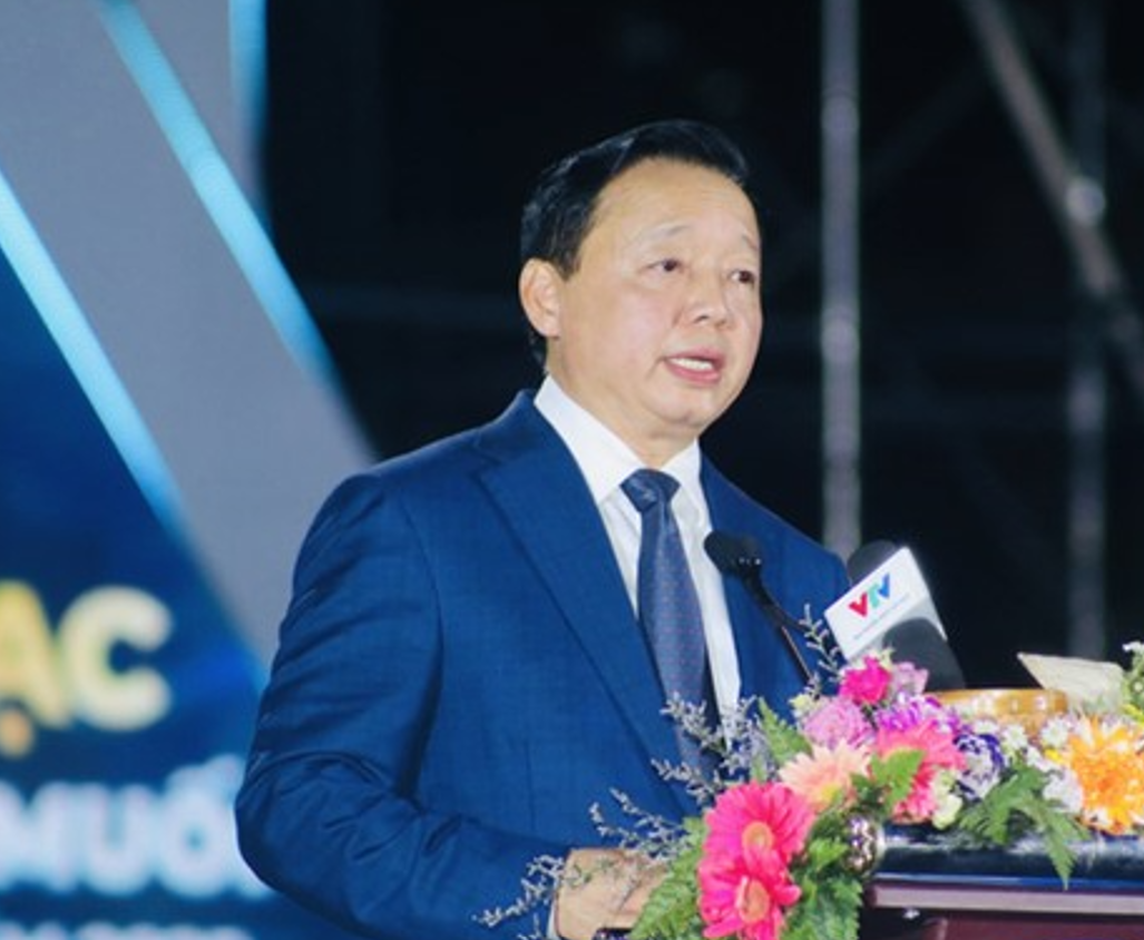 Ph&oacute; Thủ tướng Trần Hồng H&agrave;: 