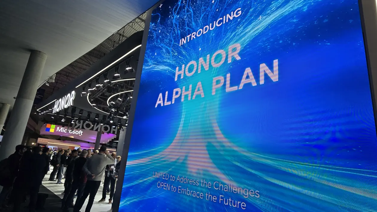 Honor công bố khoản đầu tư 10 tỷ USD về AI có tên là Kế hoạch Honor Alpha tại Mobile World Congress 2025.