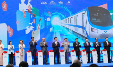 Các đại biểu cắt băng khánh thành tuyến Metro số 1 - Nguồn: Cổng thông tin điện tử TP.HCM.
