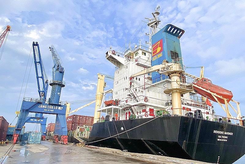 Central Nghe An province's 2M export revenue increases by 56.43% year-on-year