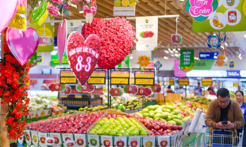 Nỗ lực bình ổn giá để kích cầu tiêu dùng