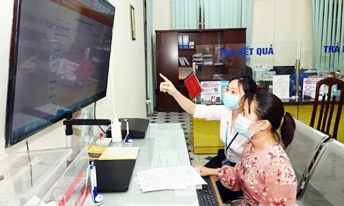 Đưa AI vào dịch vụ công: Quy trình còn phức tạp thì dù dùng AI, người dân vẫn “rất khó khăn”