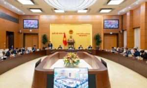 Ủy ban Thường vụ Quốc hội đồng ý để Chính phủ giảm tiền thuê đất năm 2024