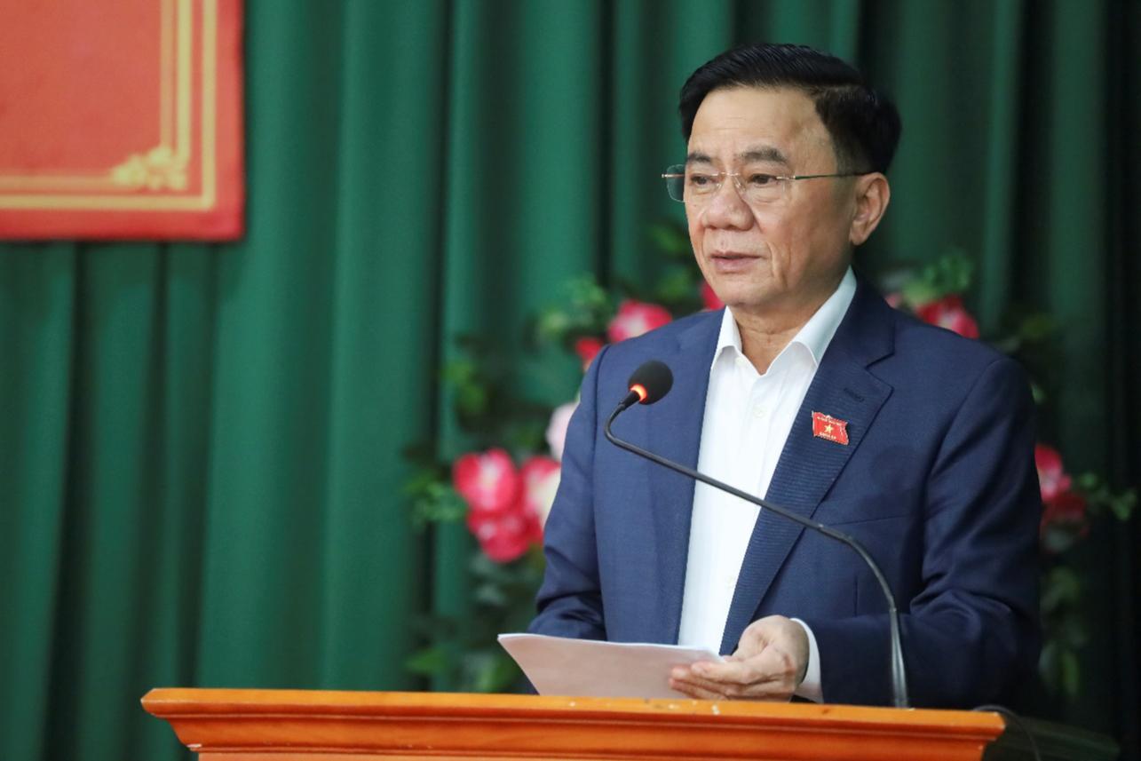 Ủy viên Bộ Chính trị, Thường trực Ban Bí thư Trần Cẩm Tú. 