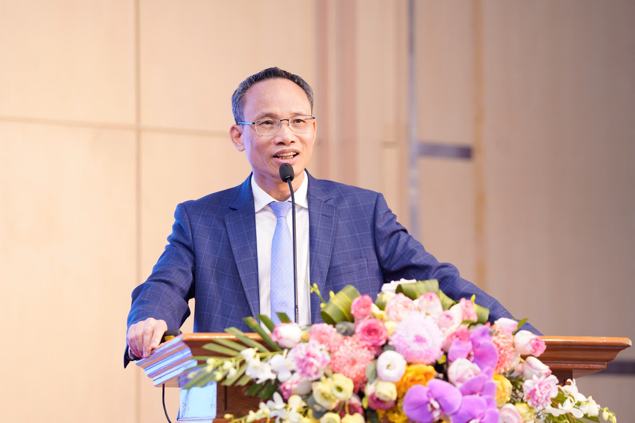 TS. Cấn Văn Lực - Thành viên Hội đồng Tư vấn chính sách tài chính, tiền tệ quốc gia, Chuyên gia Kinh tế trưởng BIDV.