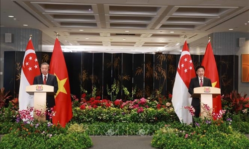 Tuyên bố chung về việc nâng cấp quan hệ đối tác chiến lược toàn diện giữa Việt Nam và Singapore