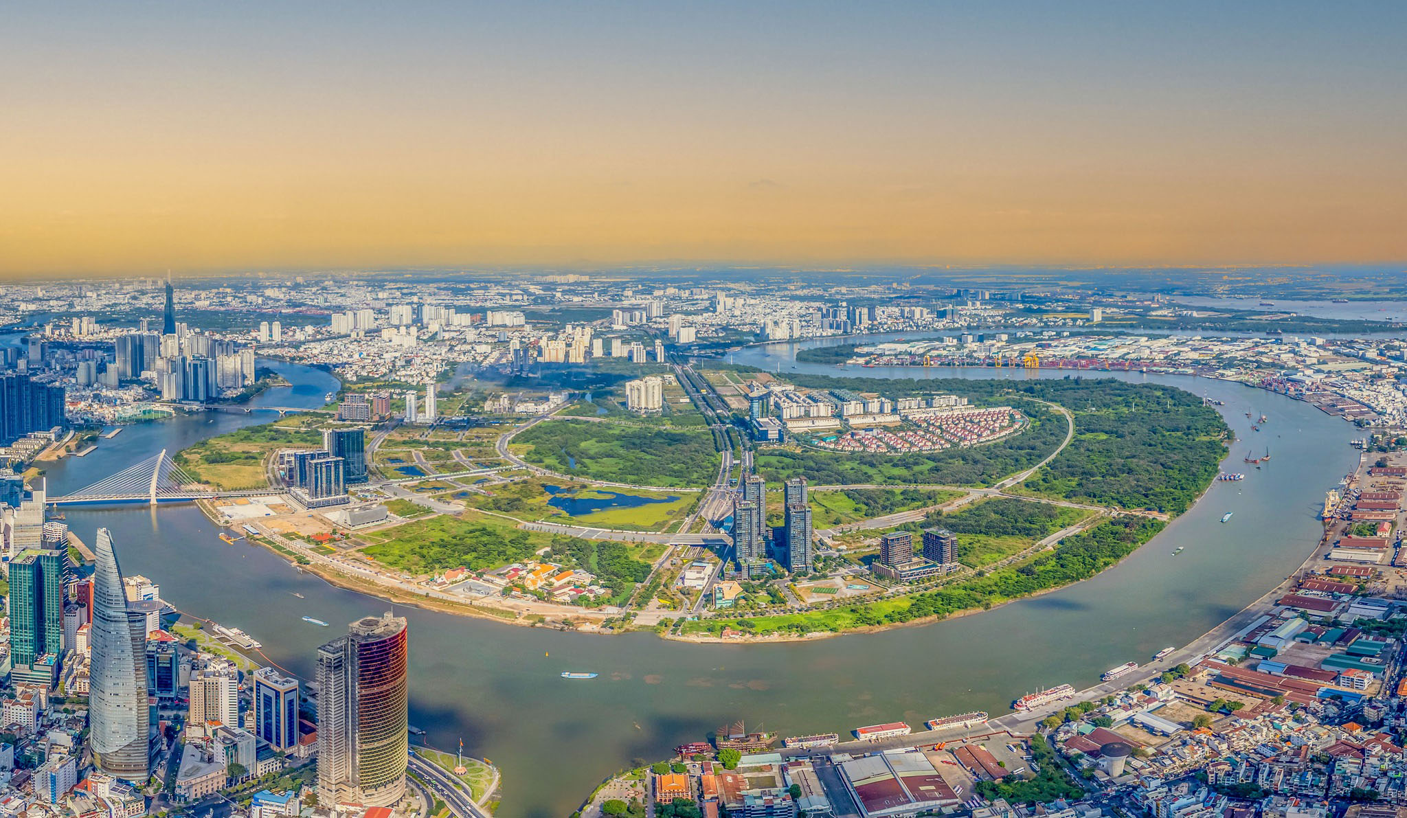 Khu đô thị mới Thủ Thiêm tọa lạc bên bờ sông Sài Gòn đối diện trung tâm quận 1 - Ảnh minh họa.