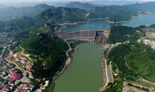 Hòa Bình quyết liệt tháo gỡ khó khăn, đẩy nhanh tiến độ các dự án