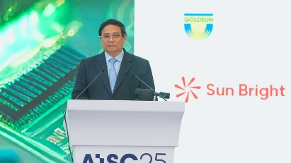 PM asks for support from global partners for Vietnam's AI, semiconductor development