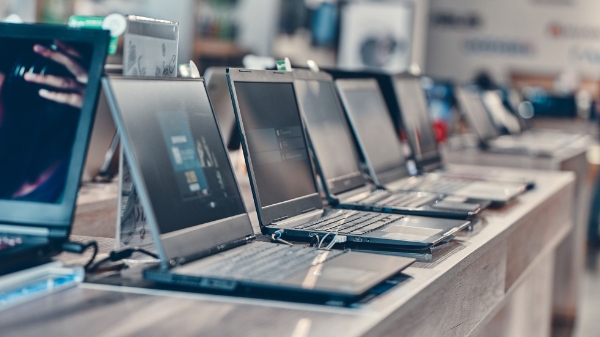 Xuất khẩu máy tính tháng 2/2025 tăng gần 40% so với cùng kỳ