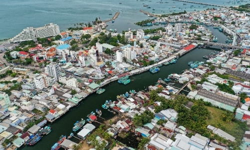 Phú Quốc và hành trình ngoạn mục từ huyện đảo hoang sơ thành đô thị loại 1 - điểm đến của APEC 2027