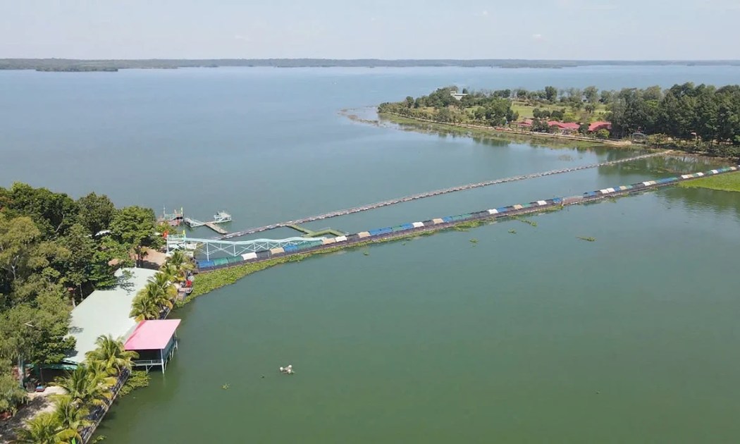 Công ty CP Đầu tư phát triển Cường Thuận IDICO bị xử phạt vi phạm hành chính về môi trường với số tiền 1,57 tỷ đồng đối với hoạt động của Trung tâm Du lịch Đảo Ó Đồng Trường. Ảnh: CTV