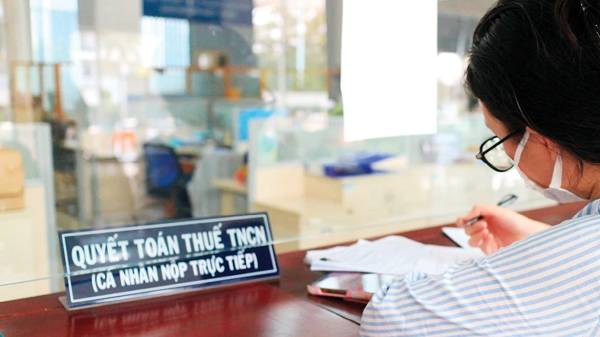 Tranh luận về giảm trừ gia cảnh người nộp thuế thu nhập cá nhân