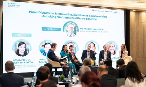 Đưa kỹ thuật số và công nghệ mới vào khám và điều trị bệnh