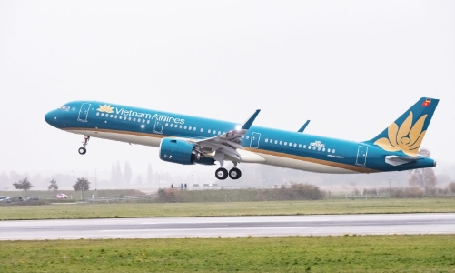 Vietnam Airlines báo lãi hơn 3.600 tỷ đồng trong quý I, mở thêm hai đường bay tới Ấn Độ