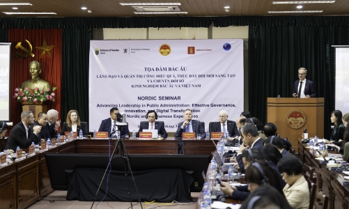 Xây dựng mô hình quản lý phi tập trung sẽ giúp chính quyền đến gần người dân 