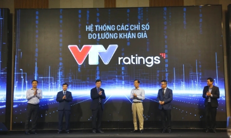 Các đại biểu bấm nút chính thức ra mắt VTV Ratings - Hệ thống các chỉ số đo lường khán giả VTV.