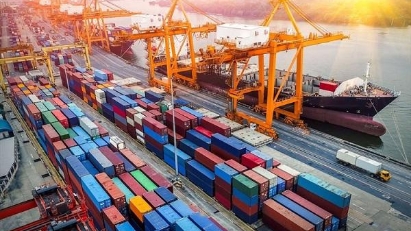 Seaport cargo throughput estimated at 207 mln tons in Q1