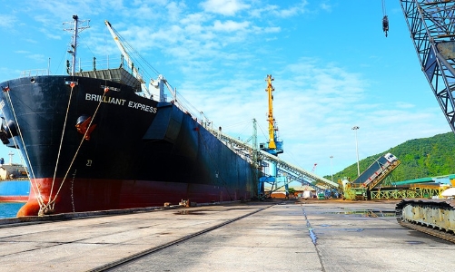 Cầu cảng số 3 Vũng Áng mở cửa khai thác