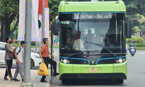 TP.HCM ban hành định mức kinh tế – kỹ thuật cho xe buýt điện công cộng