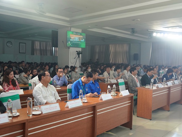 Quang cảnh buổi lễ ph&aacute;t động Khởi động m&ugrave;a 4 cuộc thi khởi nghiệp sinh vi&ecirc;n-&ldquo;UDA Startup Innovation 2025&rdquo;.