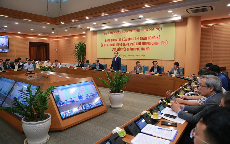 Phó Thủ tướng Trần Hồng Hà làm việc với TP Hà Nội