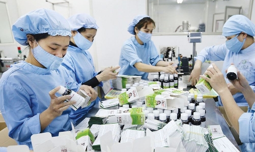 Tạo đột phá trong phát triển ngành công nghiệp hóa dược