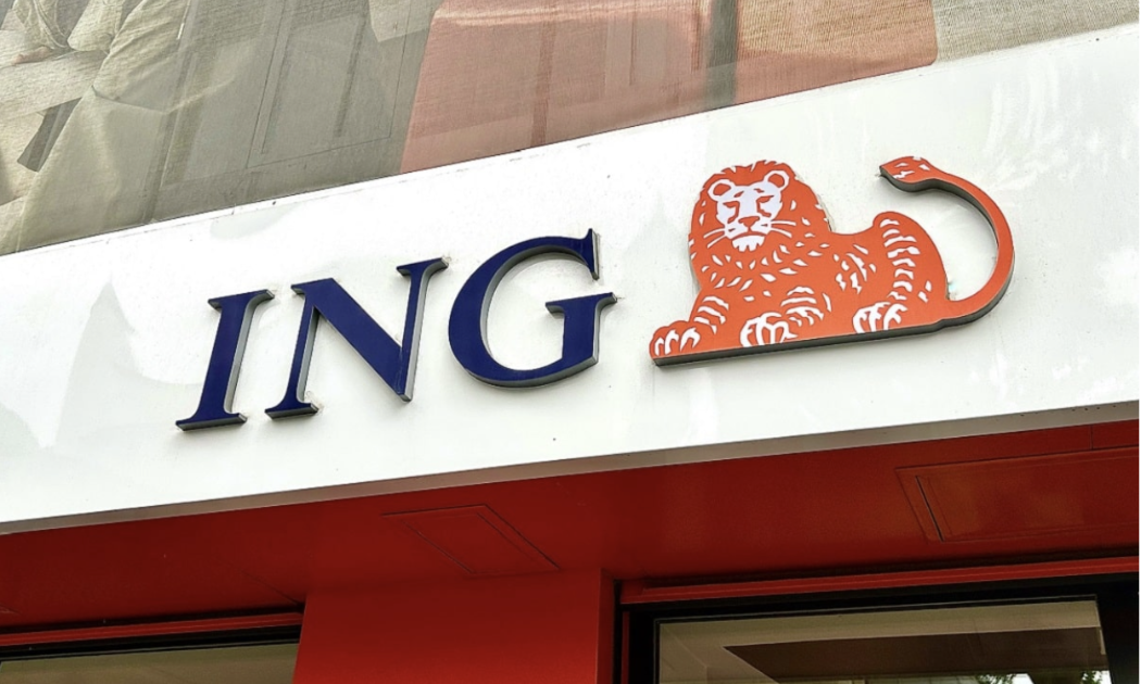 ING đang trên lộ trình đạt mục tiêu với hoạt động cấp tín dụng trong lĩnh vực nhiên liệu hóa thạch, sản xuất điện, xi măng, thép, ô tô, hàng không và bất động sản thương mại.