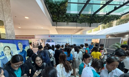 Hơn 5.000 cơ hội việc làm tại UEH Sharing & Giving – Career Fair 2025