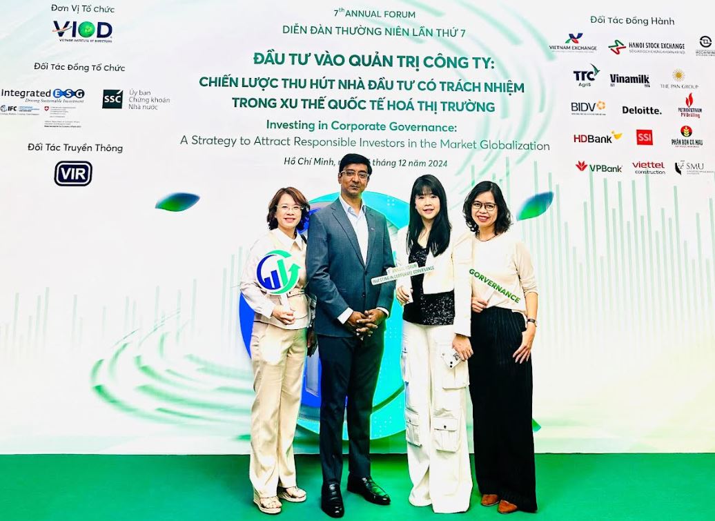Techcombank - Top 50 doanh nghiệp niêm yết có điểm quản trị công ty tốt nhất.