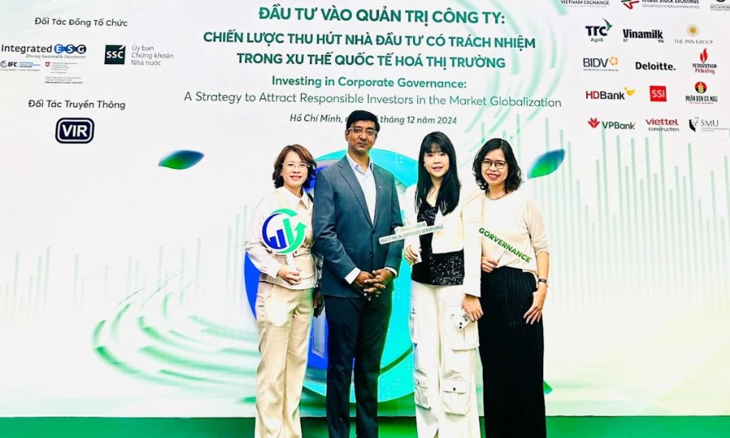 Techcombank - Top 50 doanh nghiệp niêm yết có điểm quản trị công ty tốt nhất.