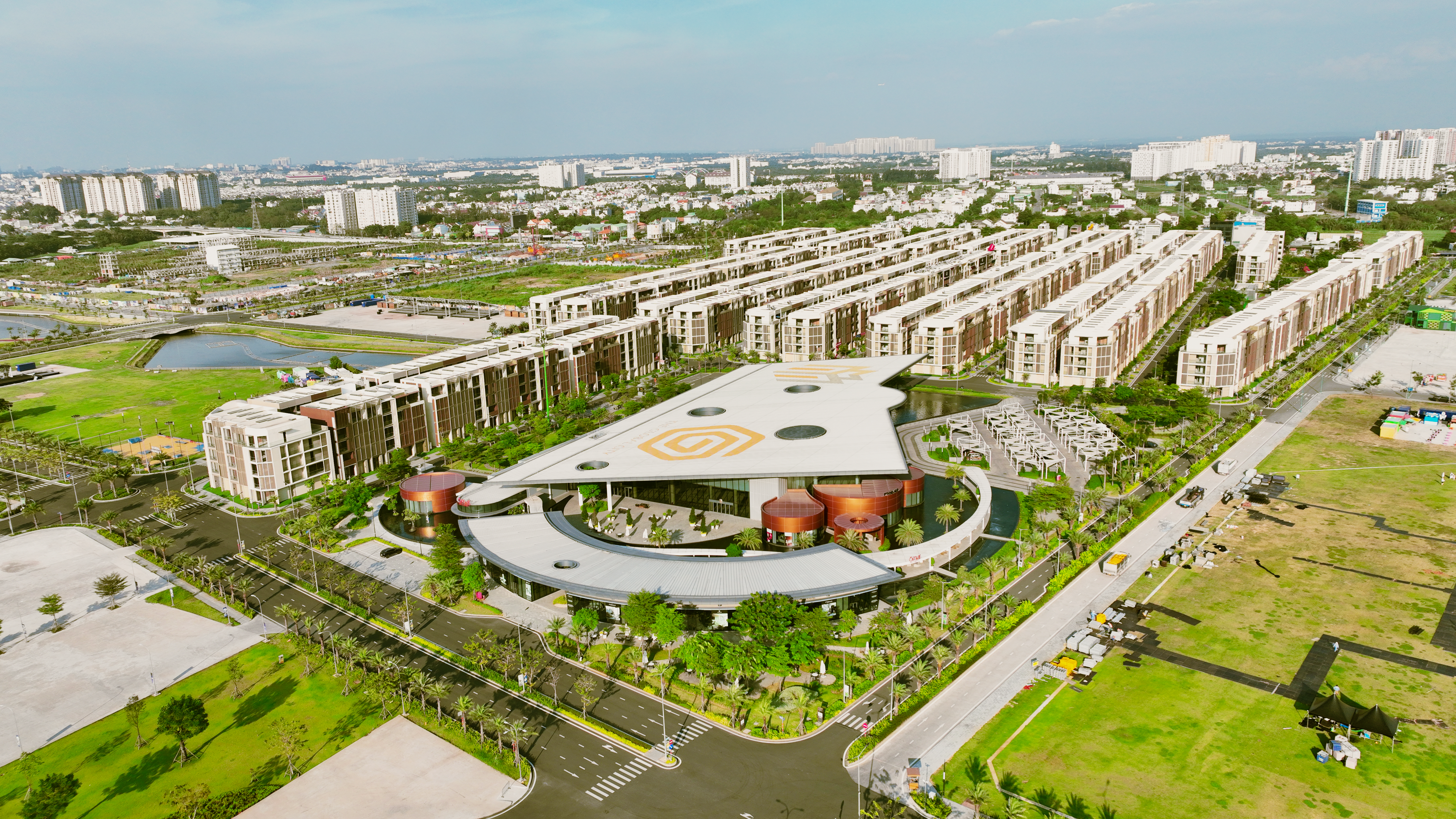 Trung tâm mới The Global City đã hiện hữu, mang đến lợi thế đầu tư, kinh doanh mạnh mẽ.