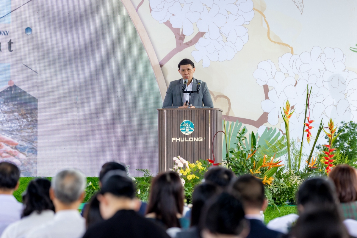 &Ocirc;ng Ong Qui Rong - Gi&aacute;m đốc thiết kế C&ocirc;ng ty Ong&Ong ph&aacute;t biểu tại sự kiện. Ảnh: Ho&agrave;ng Nam.