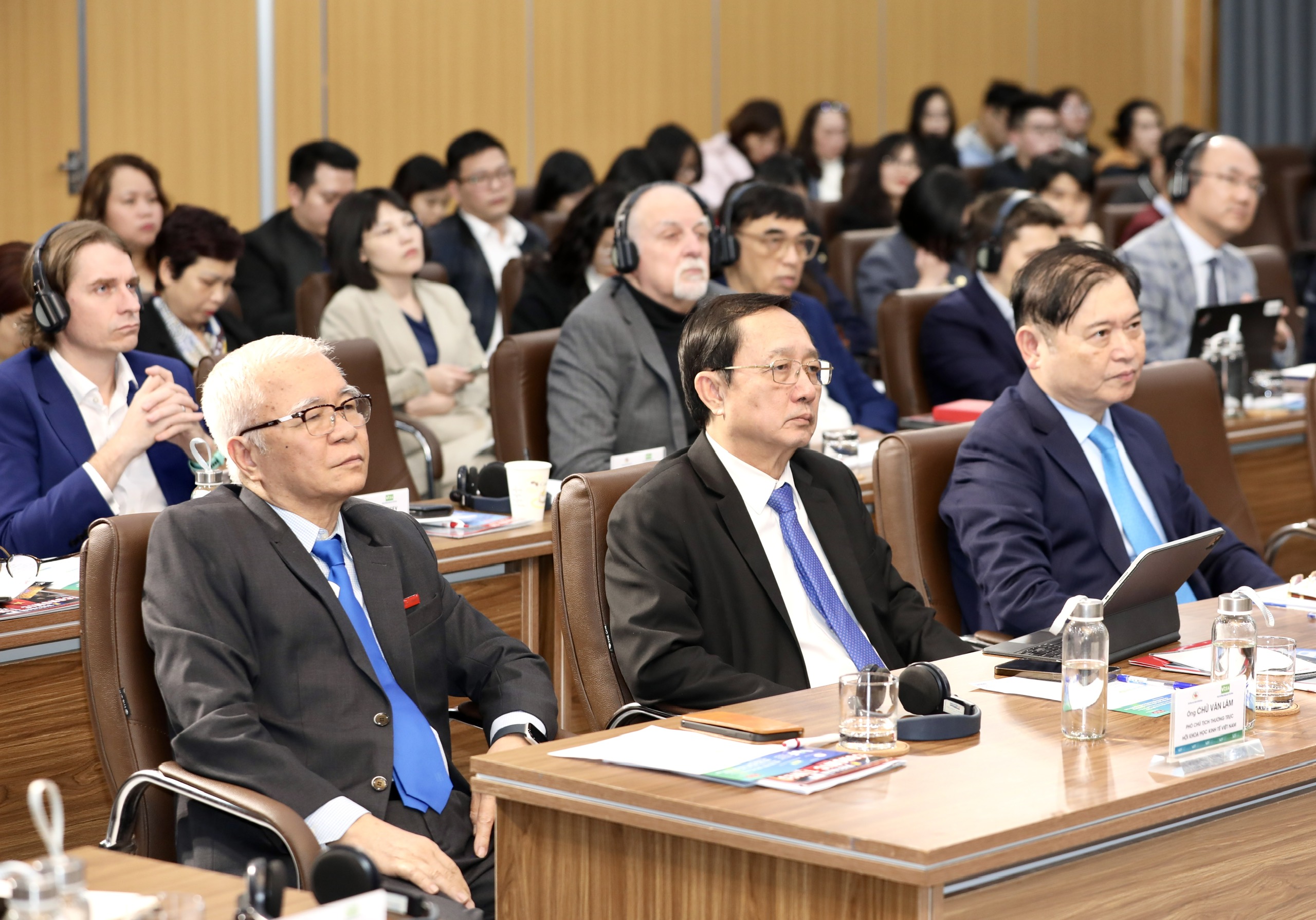 Đại biểu dự Diễn đàn năng lượng Việt Nam 2025.